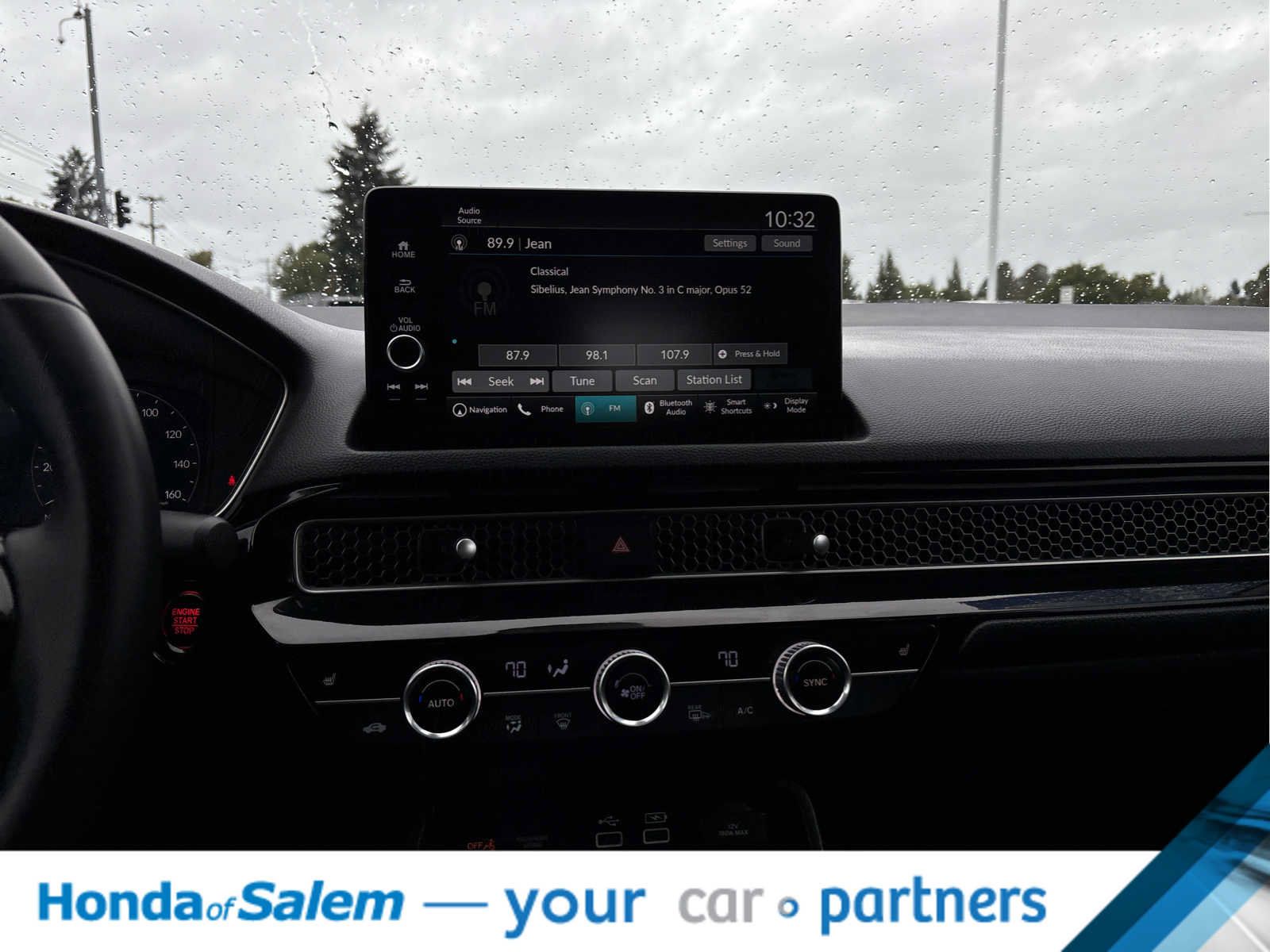 Used 2024 Honda Civic Touring image 16
