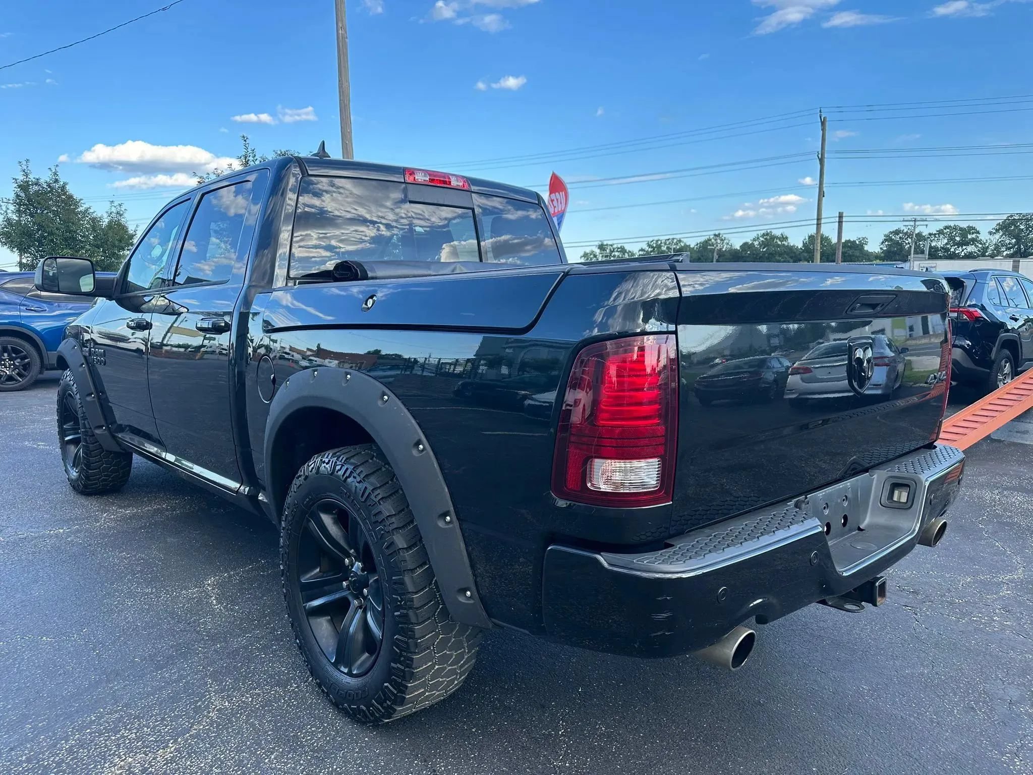 Used 2015 RAM 1500 Sport w/ Black Ram 1500 Sport Group AWD/4WD image 7