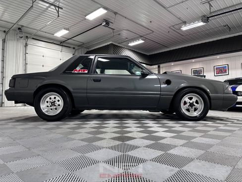Used 1988 Ford Mustang LX RWD image 17