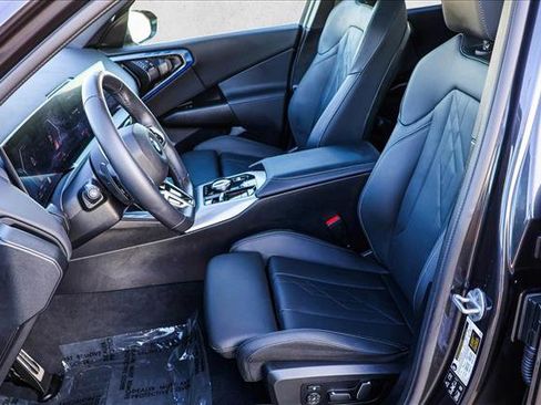 Used 2025 BMW X3 xDrive30i image 11