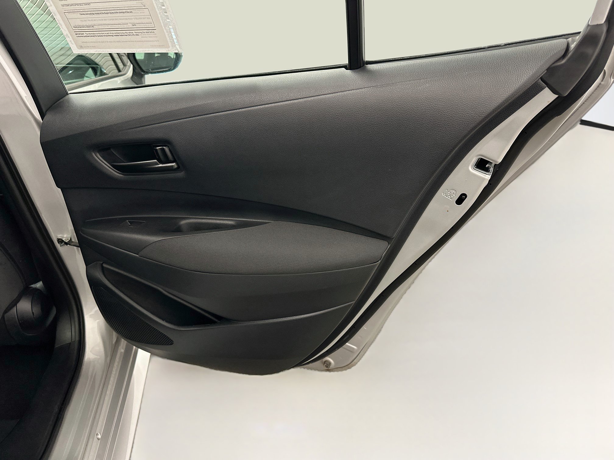 Used 2026 Toyota Corolla LE FWD image 31