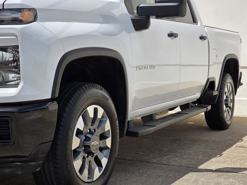 Used 2024 Chevrolet Silverado 2500 Custom w/ Custom Value Package AWD/4WD image 37