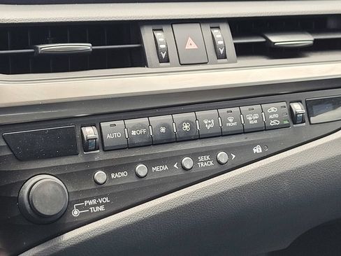 Used 2019 Lexus ES 350 w/ Accessory Package 2 FWD image 19