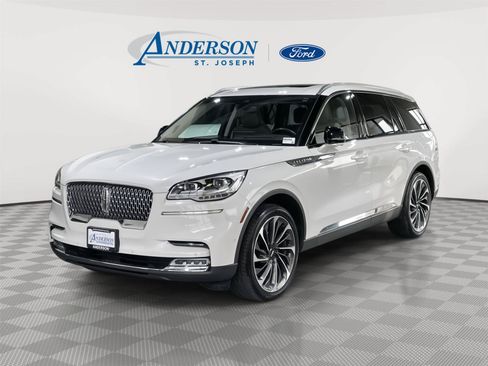 Used 2021 Lincoln Aviator Reserve w/ Equipment Group 202A AWD/4WD image 1