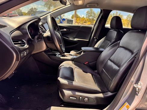 Used 2024 Chevrolet Malibu LT image 8