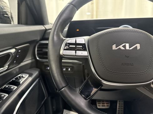 Used 2024 Kia Telluride SX Prestige X-Line AWD/4WD image 17
