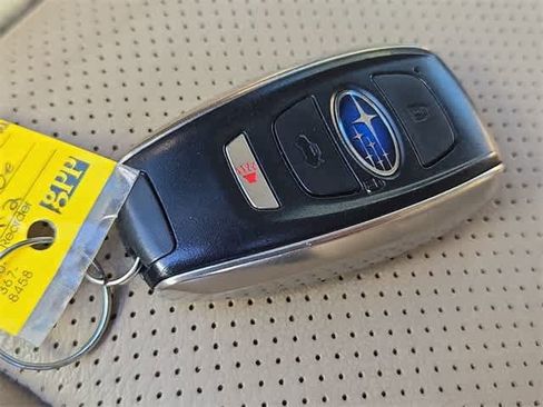 Used 2018 Subaru Outback 3.6R Limited image 35