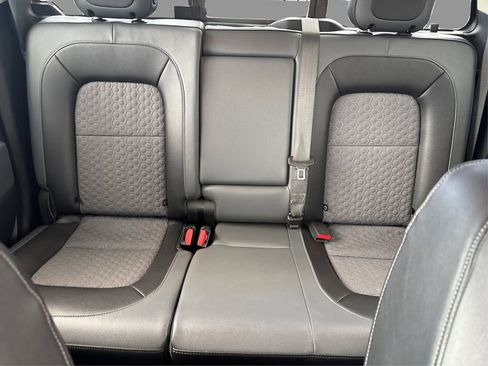 Used 2017 Chevrolet Colorado Z71 image 15