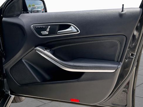 Certified 2020 Mercedes-Benz GLA 250 image 22