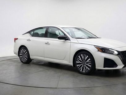 Used 2025 Nissan Altima 2.5 SV
