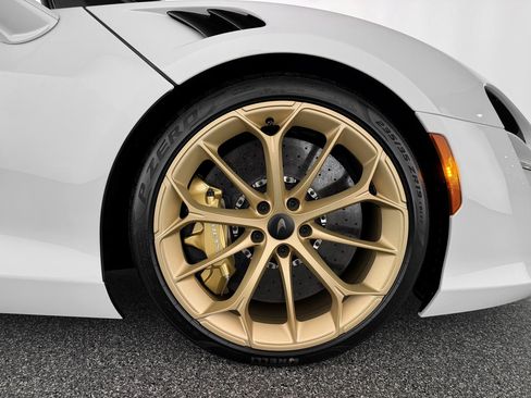 New 2026 McLaren Artura Spider image 34