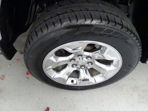 Certified 2023 RAM 1500 Big Horn image 30