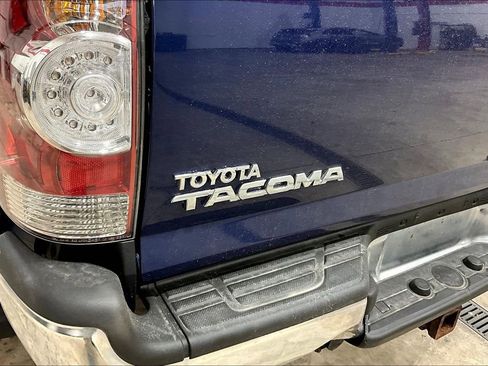 Used 2015 Toyota Tacoma 4x4 Double Cab w/ TRD Off-Road Package image 8