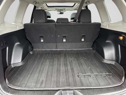 Used 2018 Subaru Forester 2.5i Premium w/ All-Weather Package image 18