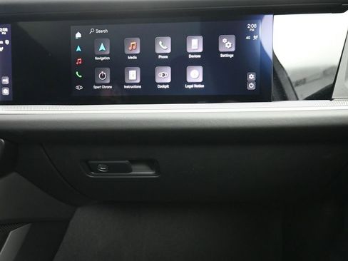 Used 2025 Porsche Cayenne E-Hybrid Coupe image 24