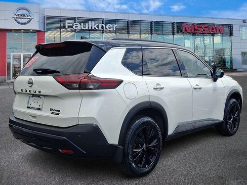 Certified 2023 Nissan Rogue SV w/ SV Premium B Package AWD/4WD image 6