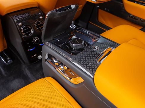 New 2027 Rolls-Royce Cullinan Black Badge AWD/4WD image 39