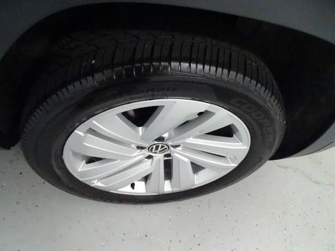Used 2021 Volkswagen Atlas SEL AWD/4WD image 32