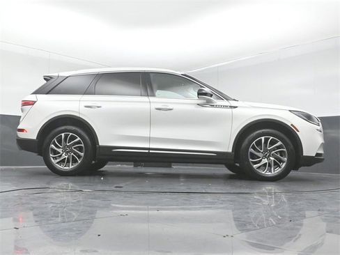 Certified 2022 Lincoln Corsair AWD w/ Equipment Group 101A image 44