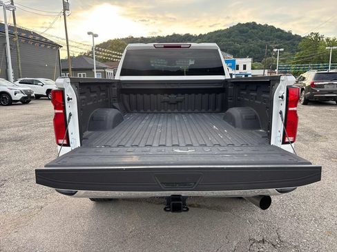 Used 2026 Chevrolet Silverado 2500 LTZ AWD/4WD image 16