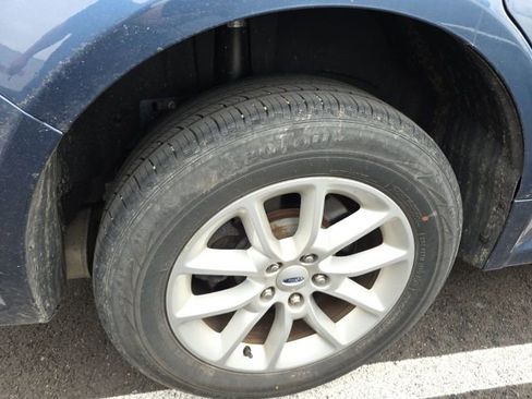 Used 2019 Ford Flex SE image 6