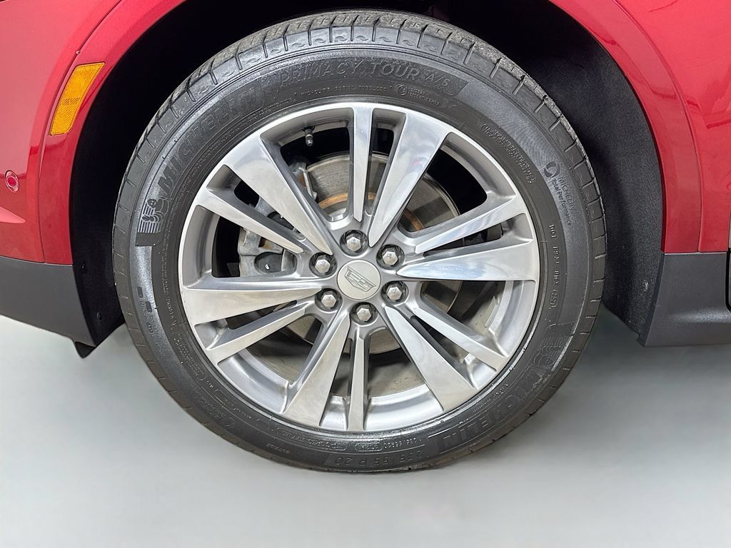 Used 2022 Cadillac XT5 Premium Luxury w/ Technology Package AWD/4WD image 40