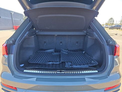 Used 2021 Audi Q3 2.0T Premium w/ Convenience Package image 14