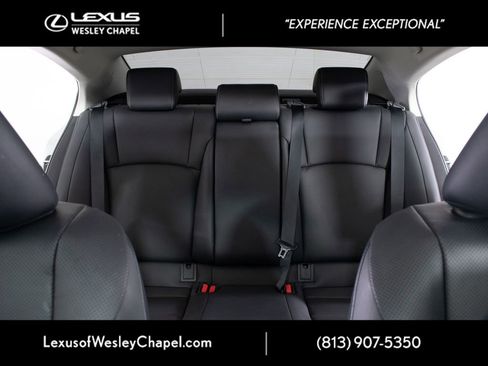 Used 2023 Lexus ES 350 w/ Premium Package FWD image 27