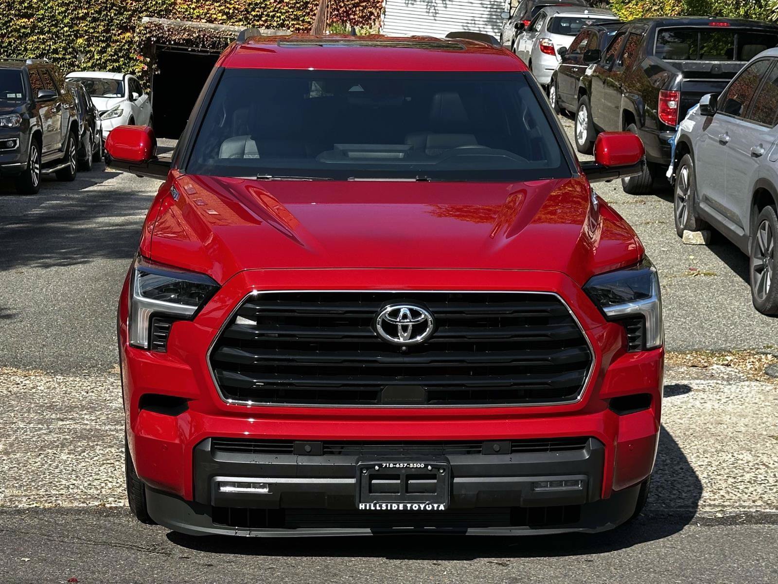 Used 2025 Toyota Sequoia SR5 w/ SR5 Premium Package AWD/4WD image 8