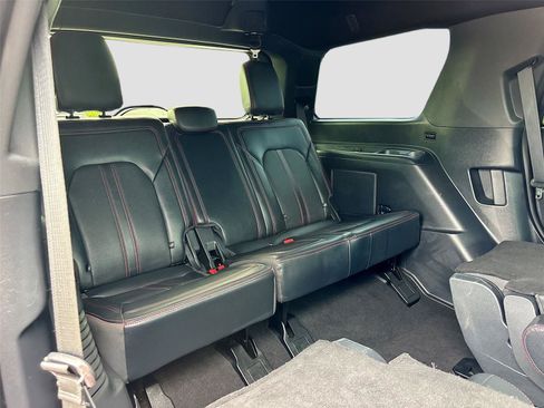 Used 2024 Ford Expedition Limited RWD image 29