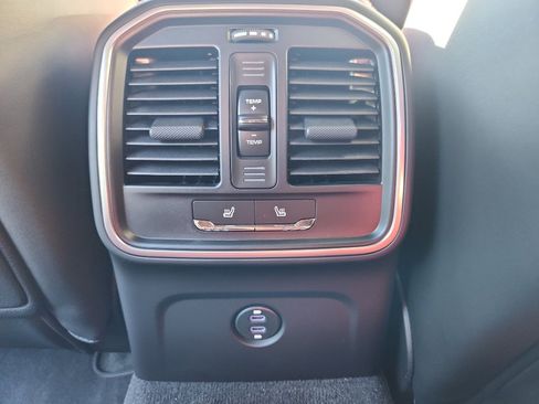 New 2026 Porsche Macan S image 44