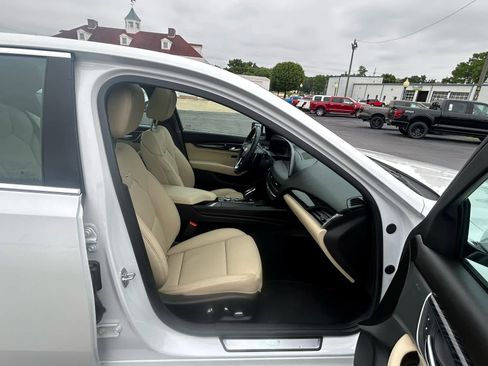 Used 2025 Cadillac CT5 Premium Luxury w/ Sun And Sound Package AWD/4WD image 17