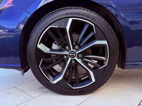 Used 2024 Nissan Altima 2.5 SR image 34