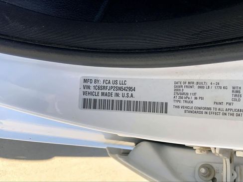 Used 2025 RAM 1500 Laramie image 34