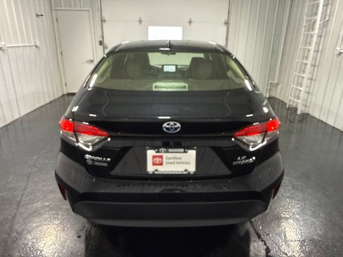 Used 2024 Toyota Corolla LE FWD image 36