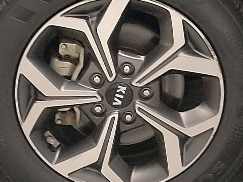 Used 2021 Kia Forte LXS image 31