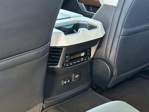 Used 2024 Toyota Sequoia Capstone AWD/4WD image 14