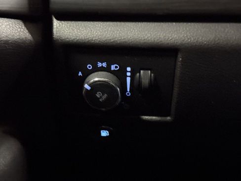 Used 2021 Jeep Grand Cherokee Laredo w/ Security & Convenience Group image 18