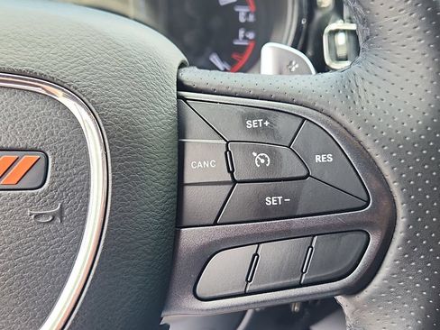 Used 2022 Dodge Durango R/T w/ Blacktop Package AWD/4WD image 21