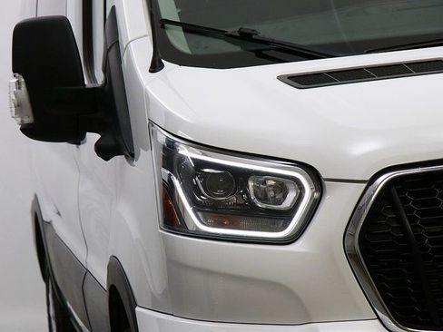 Used 2023 Ford Transit 350 XLT image 4