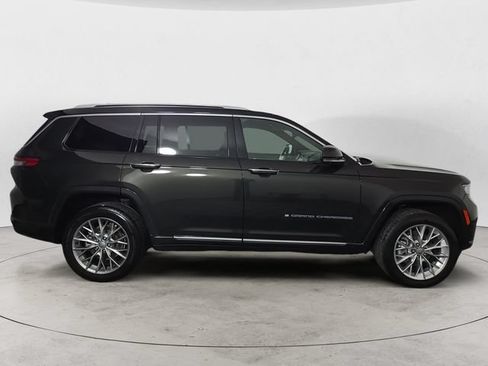 Used 2022 Jeep Grand Cherokee L Summit w/ Advanced Protech Group IV AWD/4WD image 6