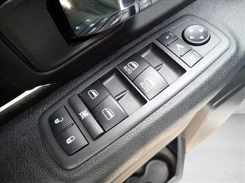 Used 2021 RAM 1500 Classic Warlock w/ Luxury Group image 13