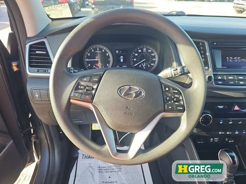 Used 2018 Hyundai Tucson SE w/ Cargo Package AWD/4WD image 11