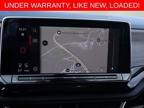 Used 2025 Volkswagen Atlas SEL Premium R-Line image 26