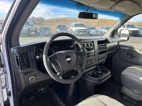Used 2015 Chevrolet Express 2500 LT w/ LT Preferred Equipment Group image 13