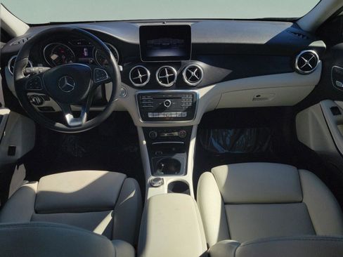 Certified 2018 Mercedes-Benz GLA 250 image 13