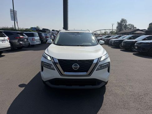 Used 2021 Nissan Rogue SV AWD/4WD image 3