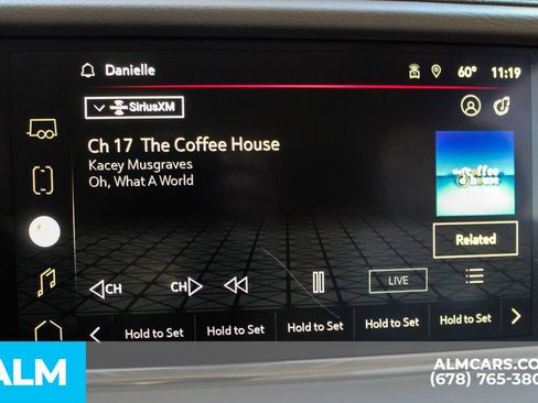 Used 2022 GMC Yukon XL Denali w/ Denali Premium Package image 35