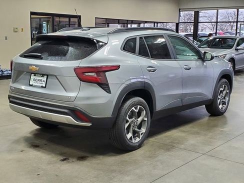 New 2026 Chevrolet Trax LT w/ Driver Confidence Package image 4