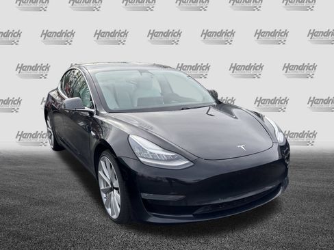 Used 2019 Tesla Model 3 Performance image 2